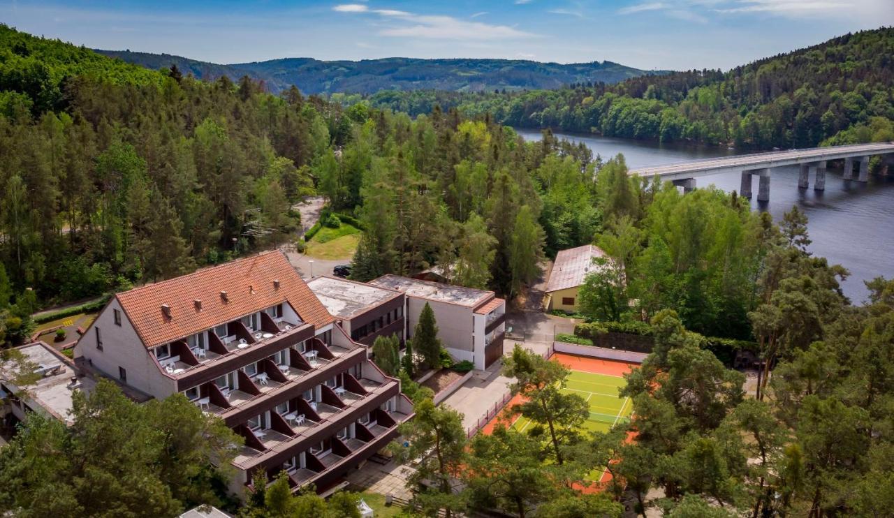 Hotel Hladina Nebrich Eksteriør bilde